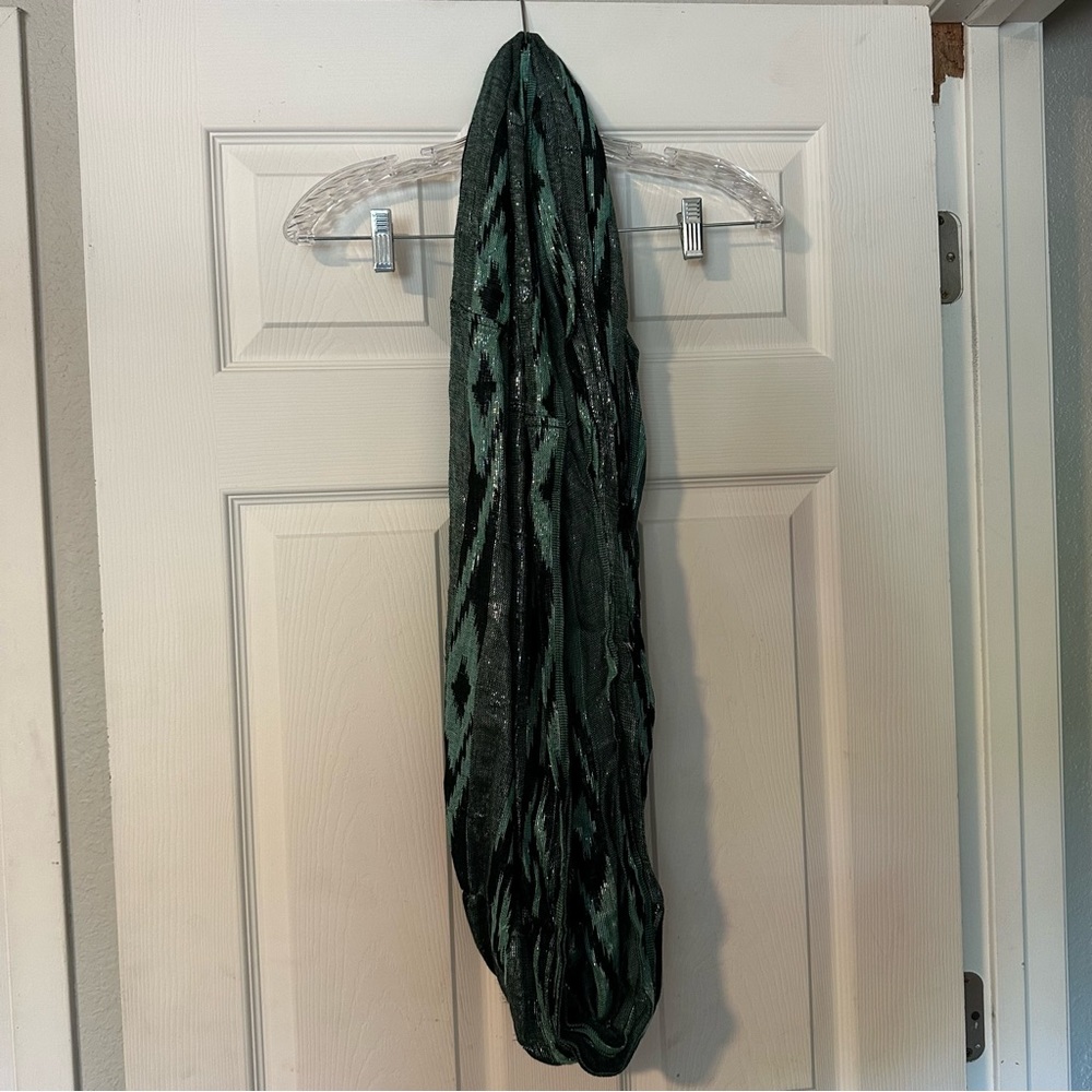3/$20 Black, teal, silver infinity scarf
